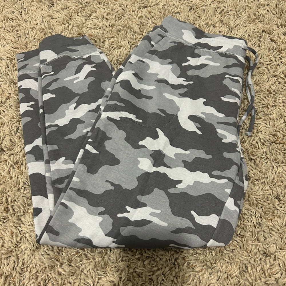 Gap Camo Joggers